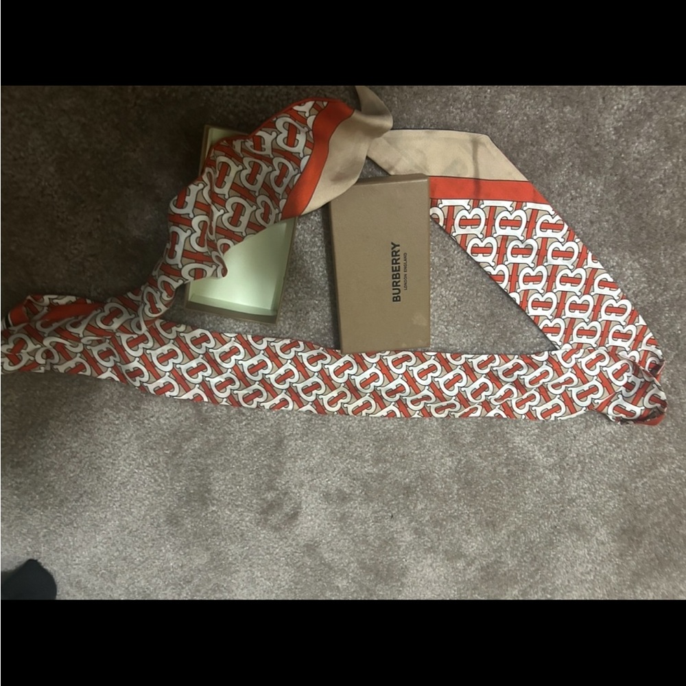 Burberry Beige and Red Patterned Scarf